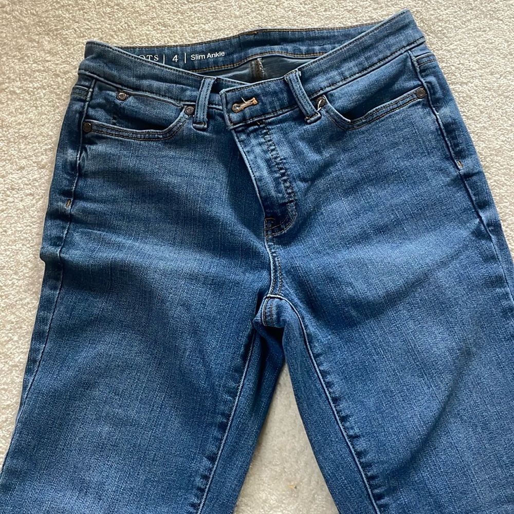 Talbots Flawless Slim Ankle jean med wash, size 4